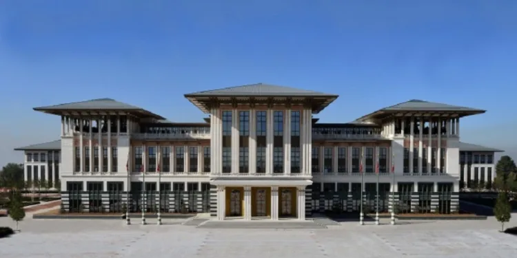 Cumhurbaşkanı Recep Tayyip Erdoğan, TFF Başkanı Büyükekşi ile görüştü