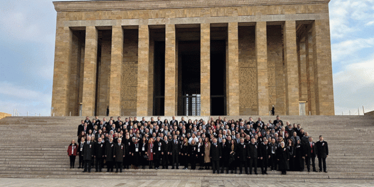 81 ilden öğretmenler Anıtkabir’de