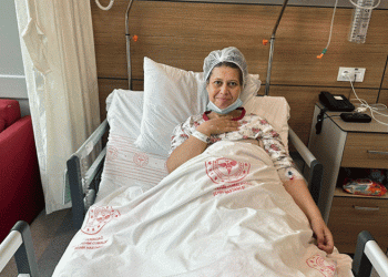 Karın şişkinliği şikayetiyle gitti, karnından 20 kiloluk kitle çıktı