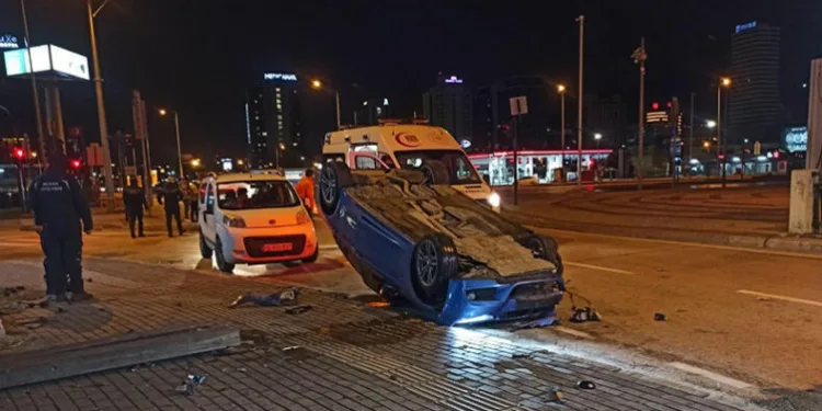 Bursa’da kontrolden çıkan araç takla attı, sürücü yaralandı