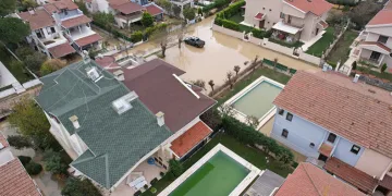 Silivri’de selin yaraları sarılmaya başlandı