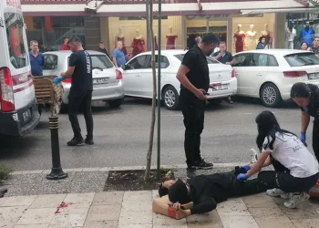 Belindeki silah yürürken ateş alınca yere yığıldı