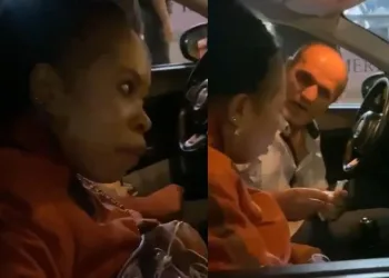 Taksi sürücü ile turistin para tartışması