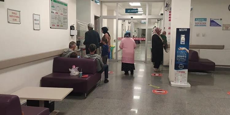 Düğün yemeğinde 7 kişi hastanelik oldu