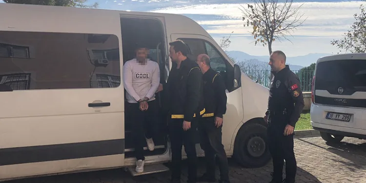 Bursa’da 5 kişi gözaltına alındı