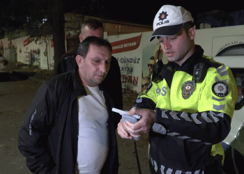 Bursa’da alkollü sürücü polislere iş öğretmeye kalktı