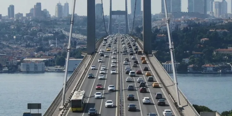 Bakanlıktan “otoyol ve köprüler satılacak” iddialarına yalanlama