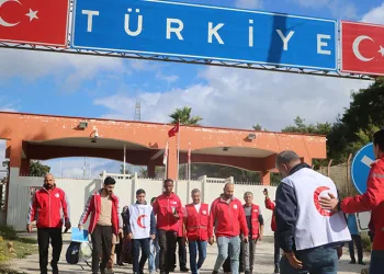 Sınırın sıfır noktasında ağlatan buluşma