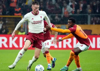 Galatasaray Manchester United’la berabere kaldı