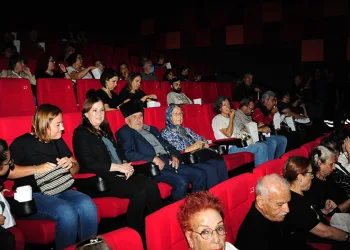 Balçovalı gaziler Atatürk filmini izledi