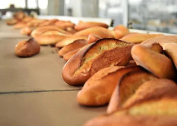 İstanbul’da 200 gram ekmek 8 lira oldu