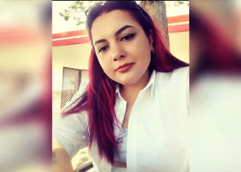 Genç kız kalbine yenildi