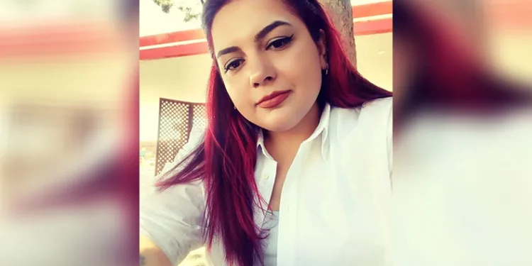 Genç kız kalbine yenildi