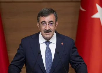 “Ekonomi beklentilerin üzerinde büyüdü”