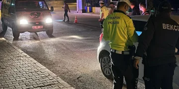 Kozan’da 10 aranan şahıs yakalandı