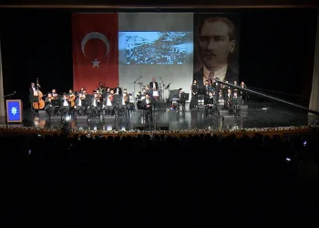 Atatürk şarkılarla anılacak