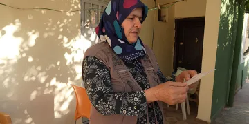 İlk kirasını Filistinlilere bağışladı