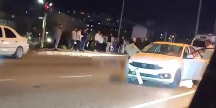 Otomobilin çarptığı kadın hayatını kaybetti