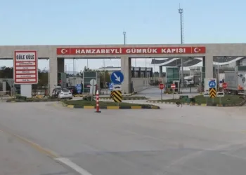 Bulgaristan sınırında kilometrelerce TIR kuyruğu