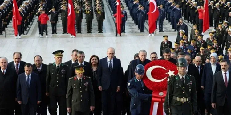Devlet erkanı Anıtkabir’de