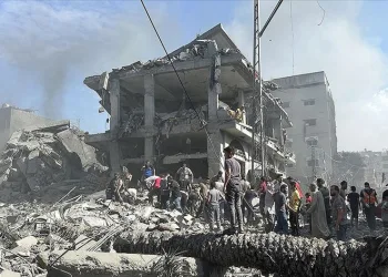 Gazze Şeridi’nde internet ve telefon hizmetleri kesildi