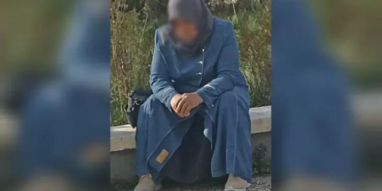 Annesini 8 yerinden bıçaklamıştı