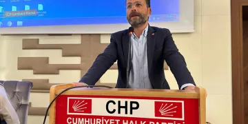 Özgür Şahin parti tabanı ile bir araya geldi
