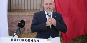 “Zulüm gören kardeşlerimizin Allah yardımcısı olsun”