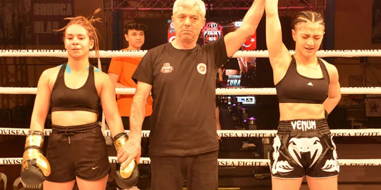 Ringlerin dişi aslanı