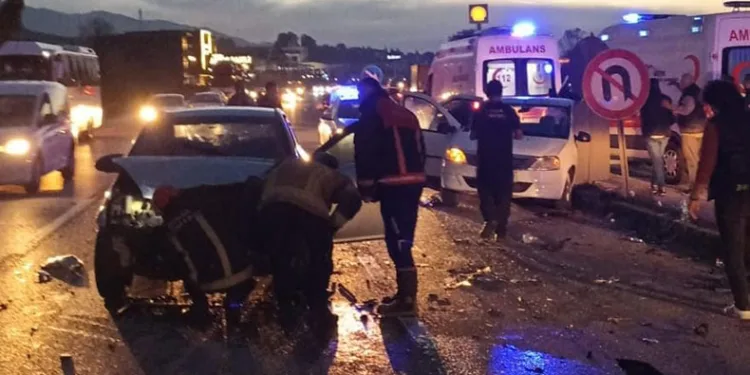 Bursa’da feci kaza, can kaybı ve yaralılar var