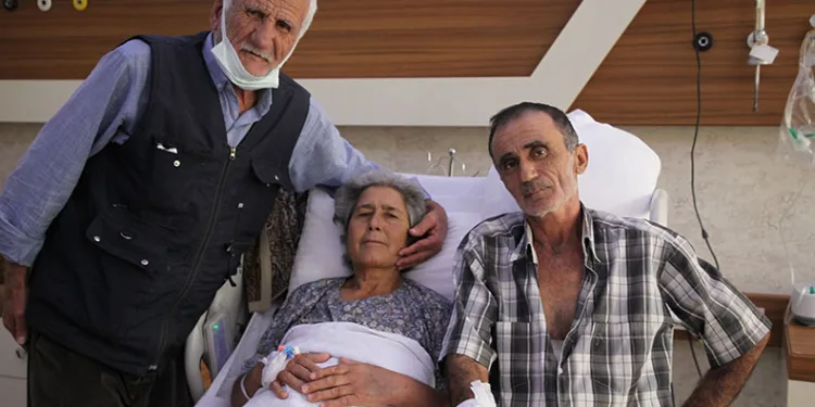 Oğlunun karaciğeriyle hayata tutundu