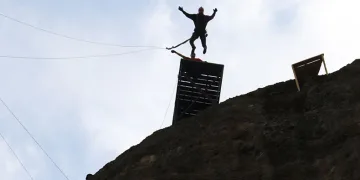 70 metreden halatla atlama çılgınlığı
