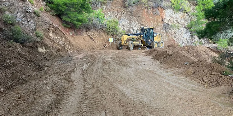 Balıkesir’de yağış nedeniyle heyelan meydana geldi