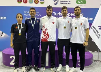 Badmintoncular Azerbaycan’dan 3 madalyayla döndü