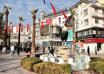 Denizli Büyükşehir Ata’sının huzurunda