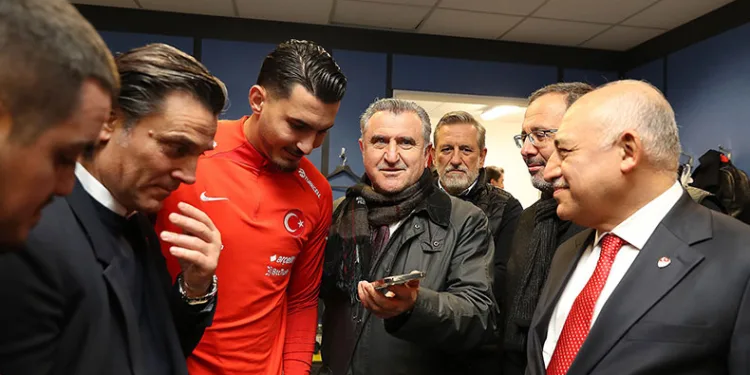 Erdoğan, Milli Takımı tebrik etti