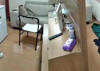 Sağanak sonrası hastaneyi su bastı