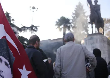 Osmangazi Belediyesi personeli Ata’yı andı