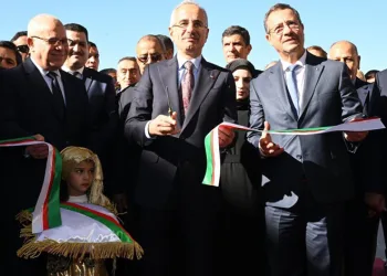 Ulaştırma ve Altyapı Bakanı Uraloğlu Cezayir’de