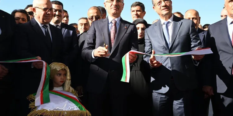 Ulaştırma ve Altyapı Bakanı Uraloğlu Cezayir’de