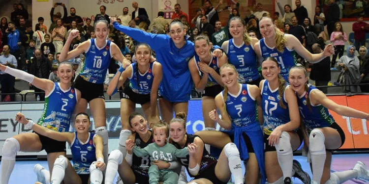 Nilüfer’in Sultanları üst tura rahat geçti