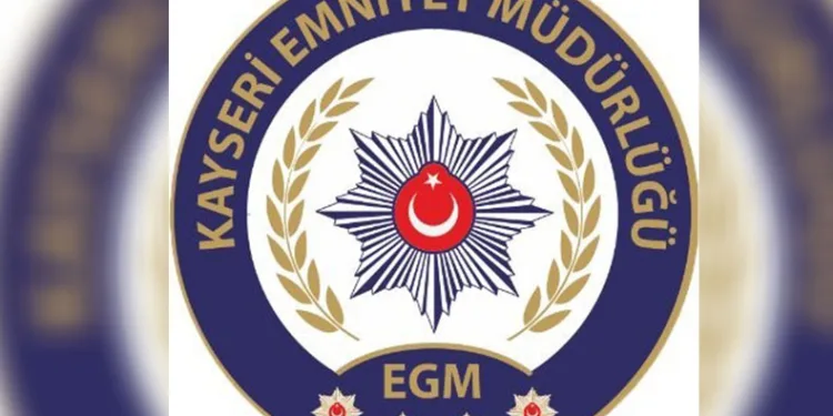 FETÖ’den aranan şahıs polisten kaçamadı