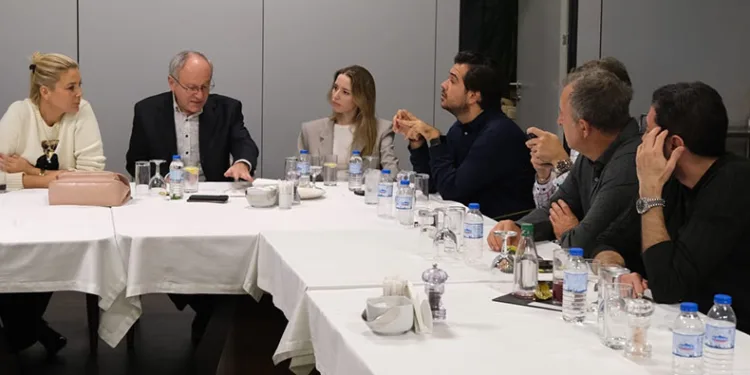 DOSABSİAD yönetimi ekonomi gündemine odaklandı