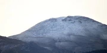 Ilgaz Dağı’na mevsimin ilk karı düştü