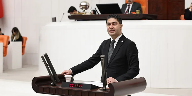 Özdemir TBMM’de Azerbaycan Tezkeresi hakkında konuştu