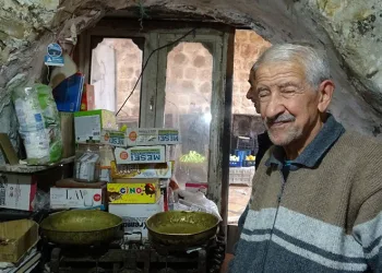 35 yıllık bakkalın yaşam mücadelesi