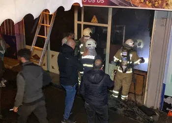 Sanayi sitesinde korkutan yangın