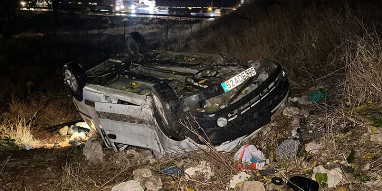 Gaziantep’te otomobil şarampole yuvarlandı