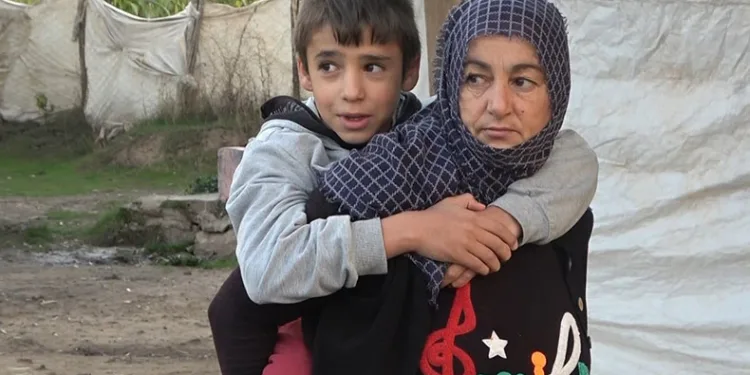 “Annem beni bayramlarda sırtında gezdiriyordu”