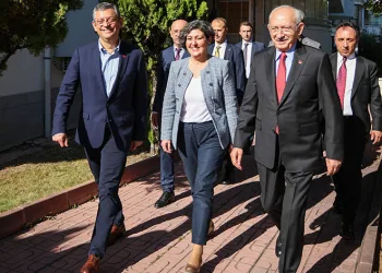 Özgür ve Didem Özel’den Kılıçdaroğlu çiftine ziyaret